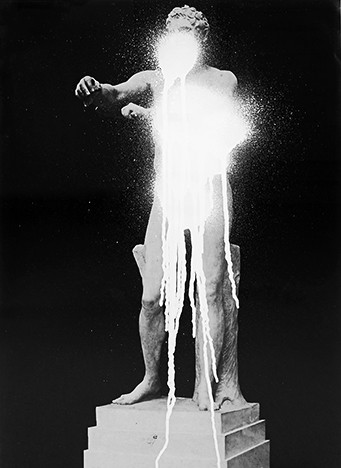 https://dunevarela.com:443/files/gimgs/th-71_15-c-dune-varela-la-statue.jpg